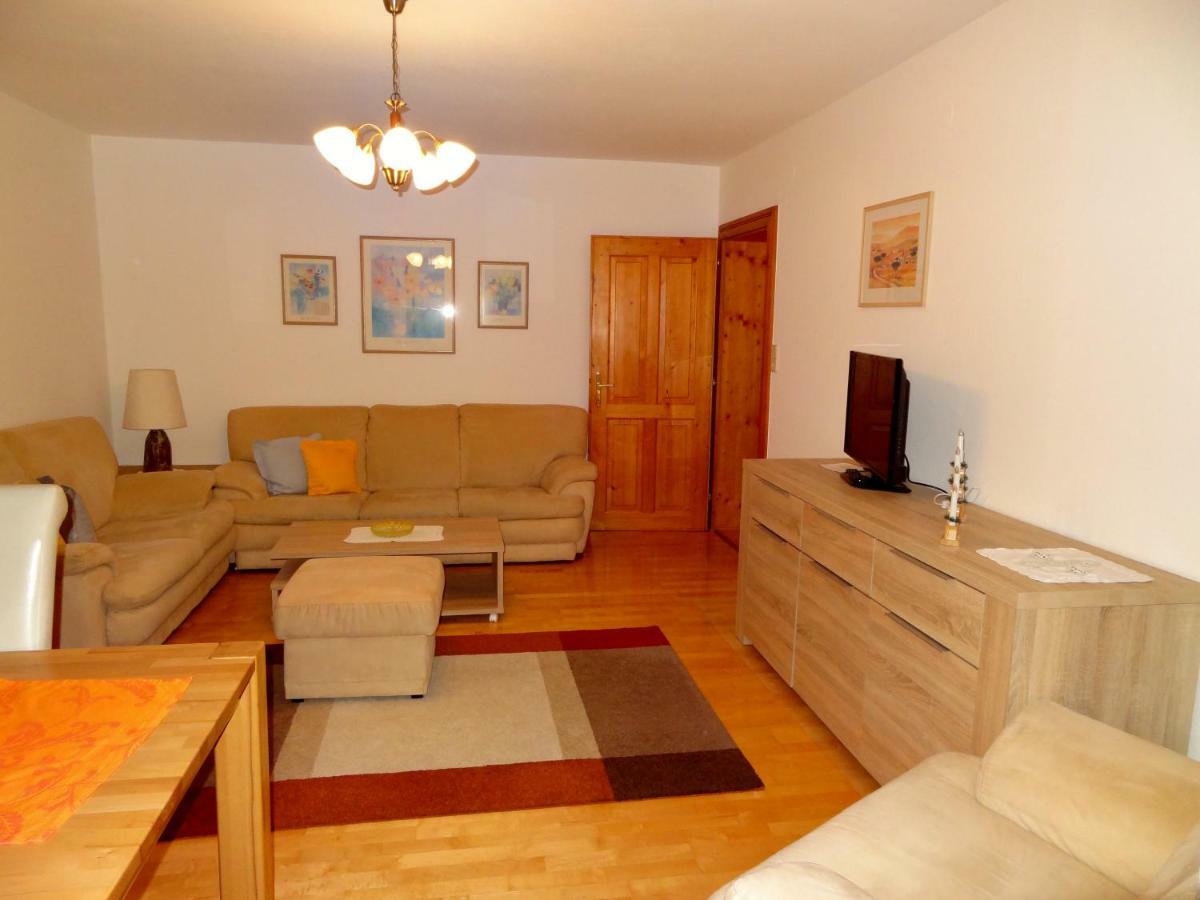 Ferienwohnung Frenner ซังคท์มาร์ทิน เบ โลเฟอร์ ภายนอก รูปภาพ